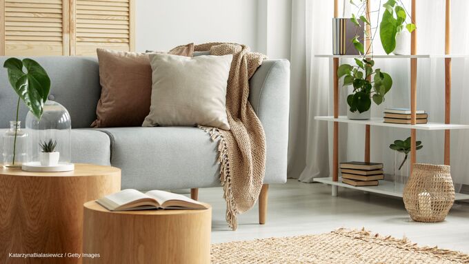 Scandi Style Wohnzimmer einrichten – So wird Ihr Raum nordisch gemütlich und stilvoll Scandi Style Wohnzimmer einrichten – So wird Ihr Raum nordisch gemütlich und stilvoll